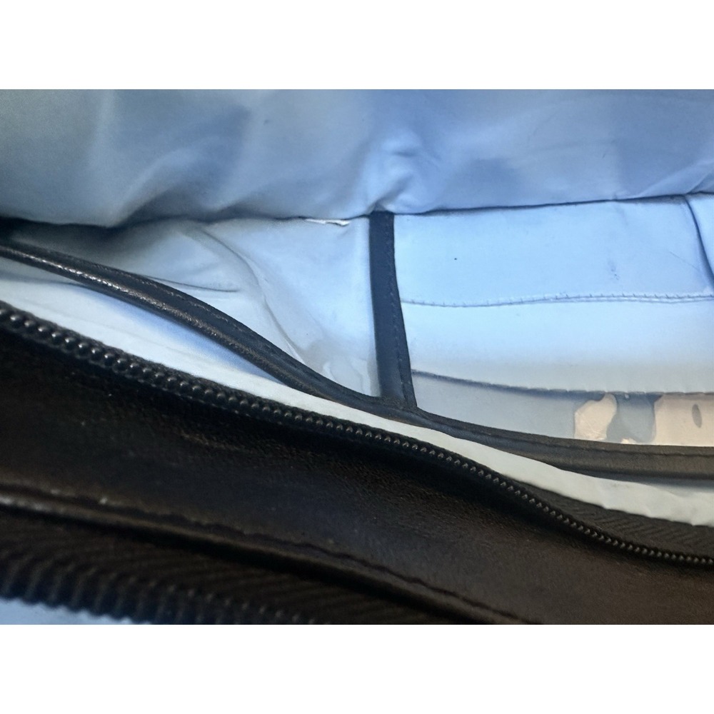 Travelon Black Leather Shoulder Bag Expandable 11" x 7" Travel Purse Organizer - Picture 10 of 14